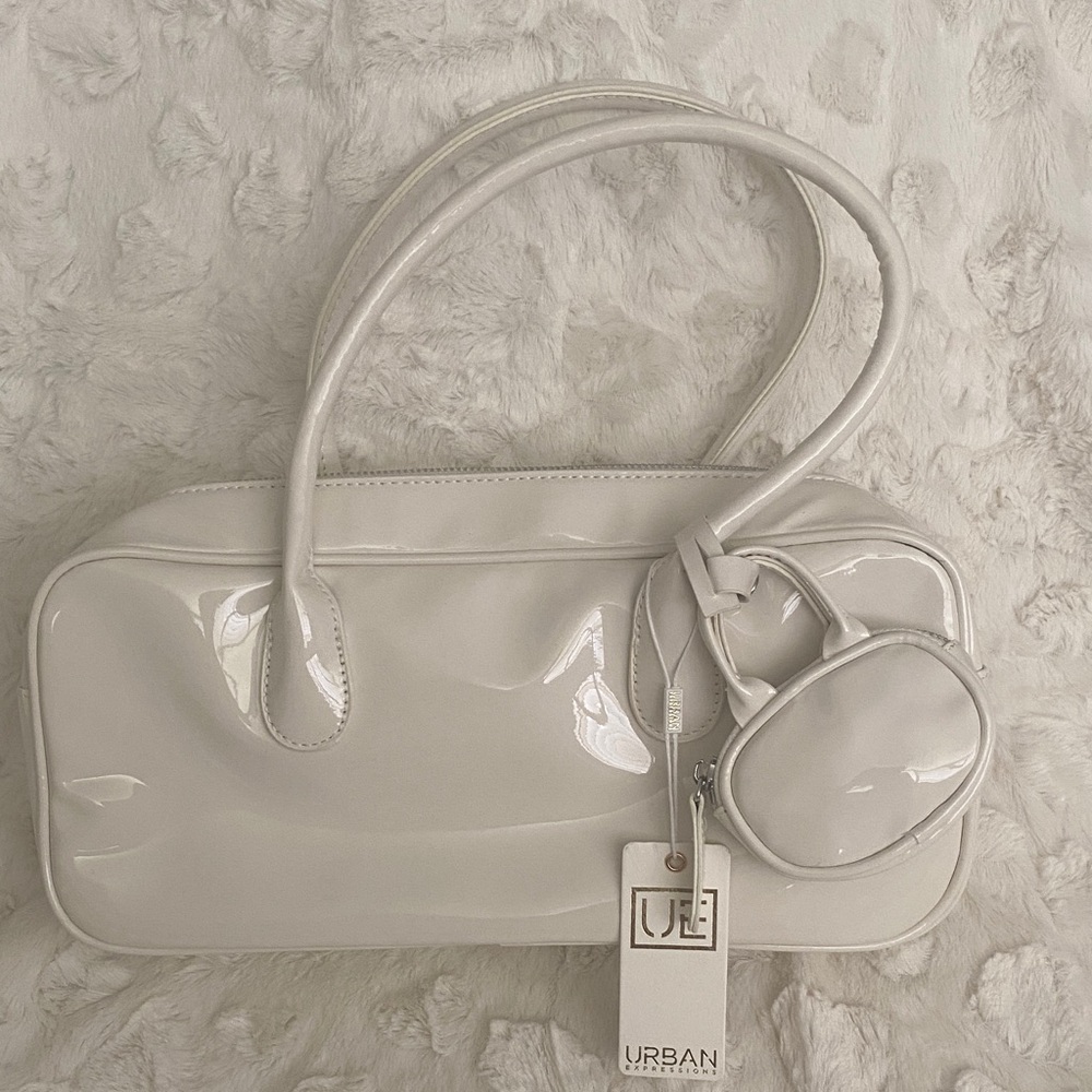 Urban Expressions Shiny White Shoulder Bag